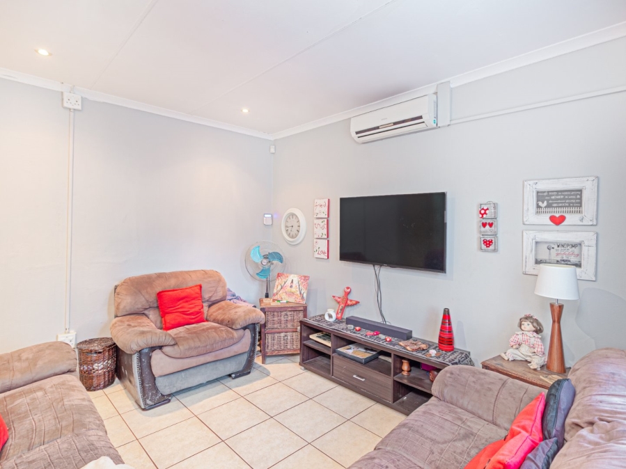 3 Bedroom Property for Sale in Melodie North West